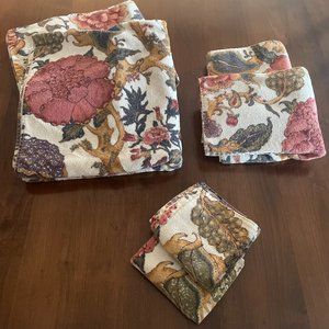 6 pc Pottery Barn Towels